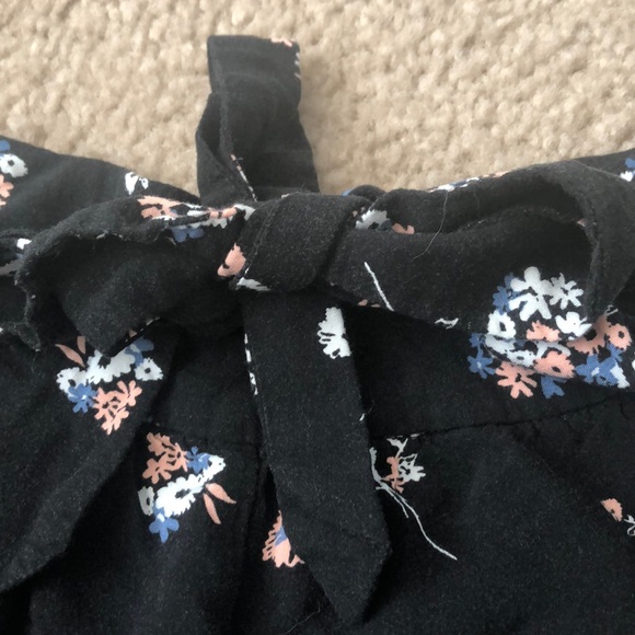 Tie Dress Shorts - Picture 4 of 4